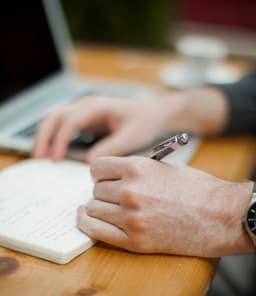 Connelly - Weber logo